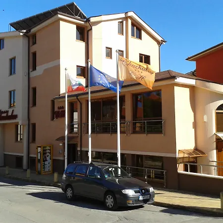 Chuchulev 酒店 3*