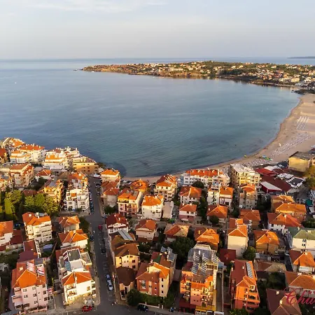 מלון Chuchulev 3*