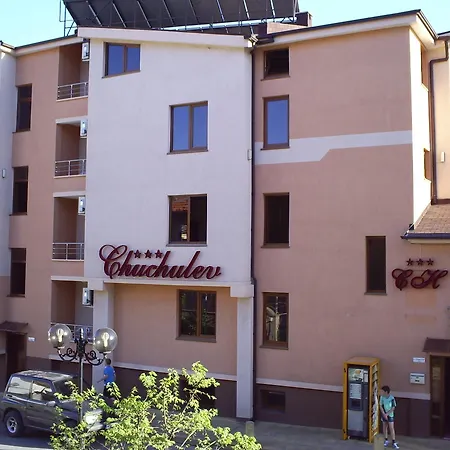 Chuchulev מלון