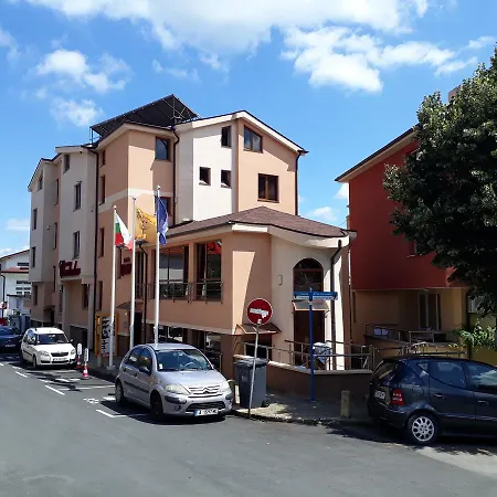 מלון Chuchulev סוזופול