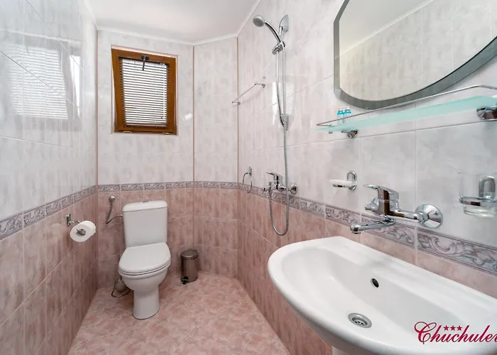 Хотел чучулев 3*