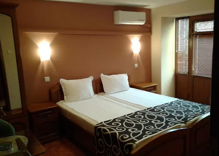 Хотел чучулев Созопол