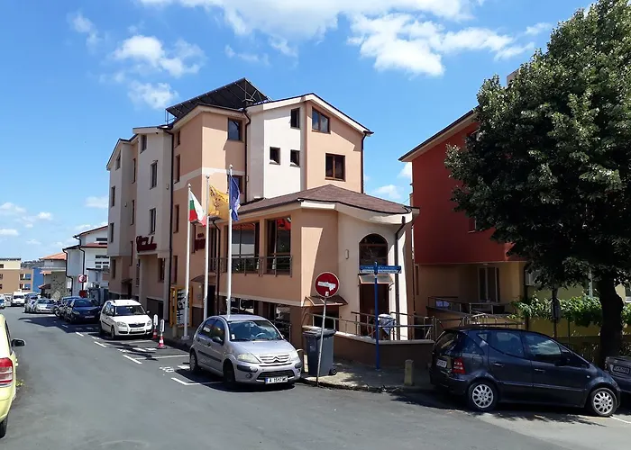 Хотел чучулев Созопол