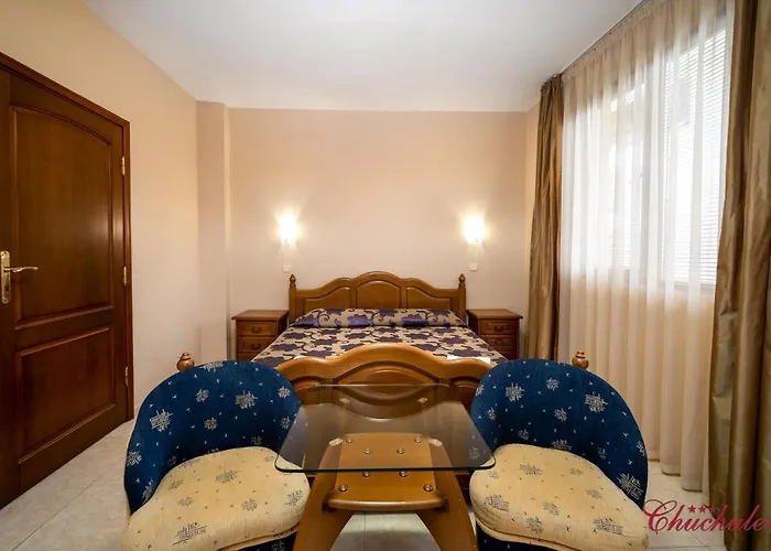 Chuchulev Отель Созополь